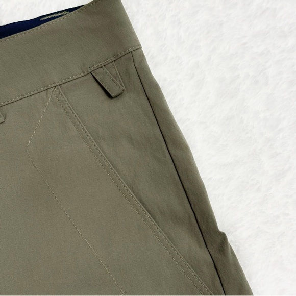 Men's Columbia Shorts Color Khaki Tan Size 38x10 - Picture 2 of 7